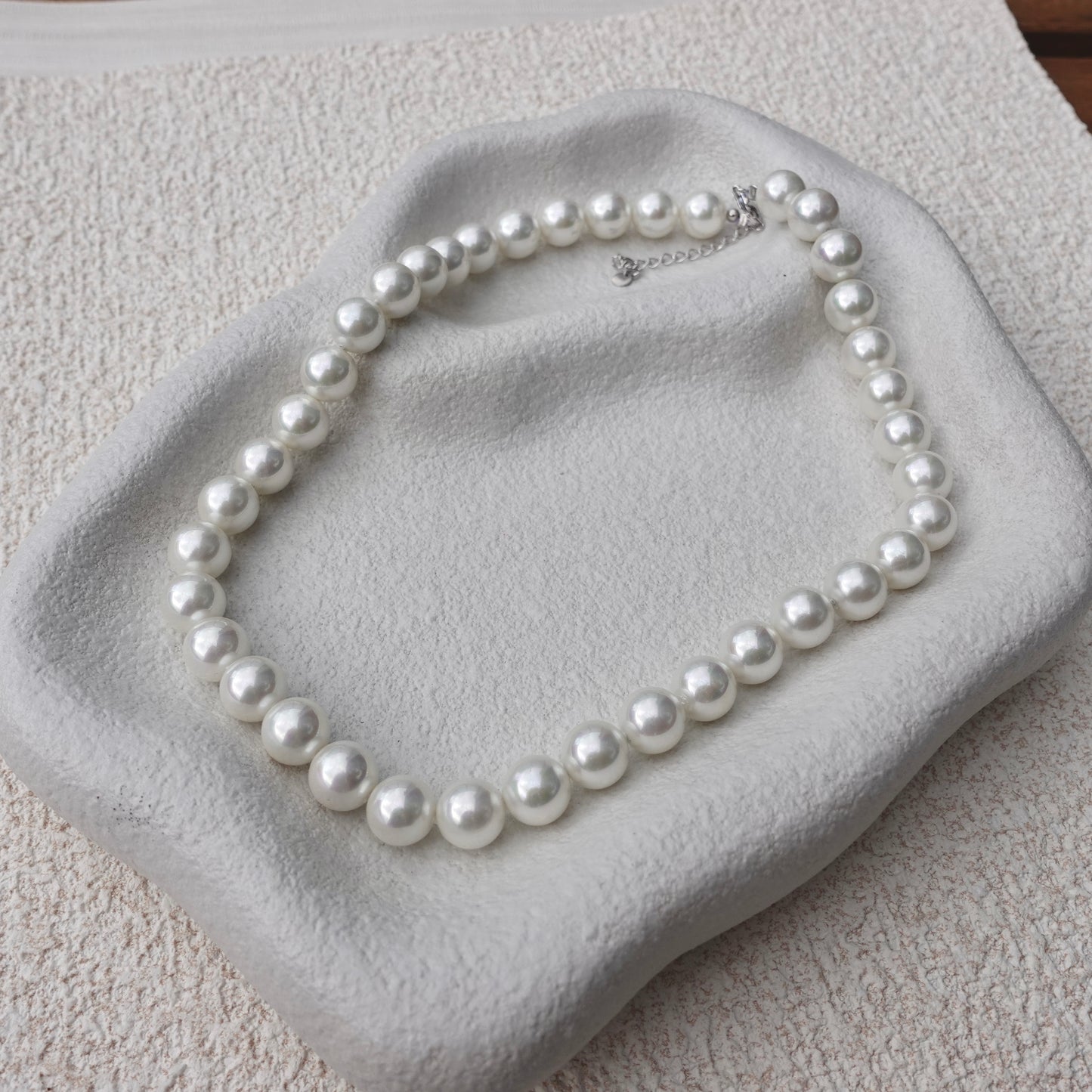 Silver Classic Luster Pearl Necklace