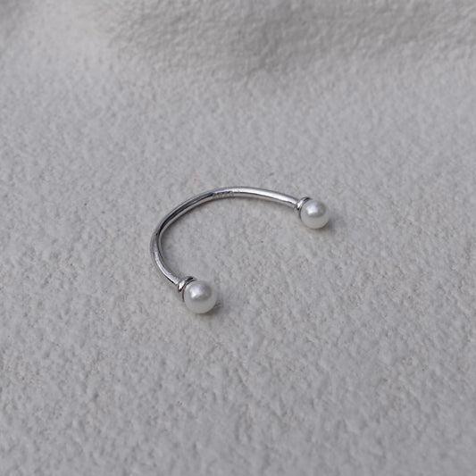 Silver Simple Pearl Rings